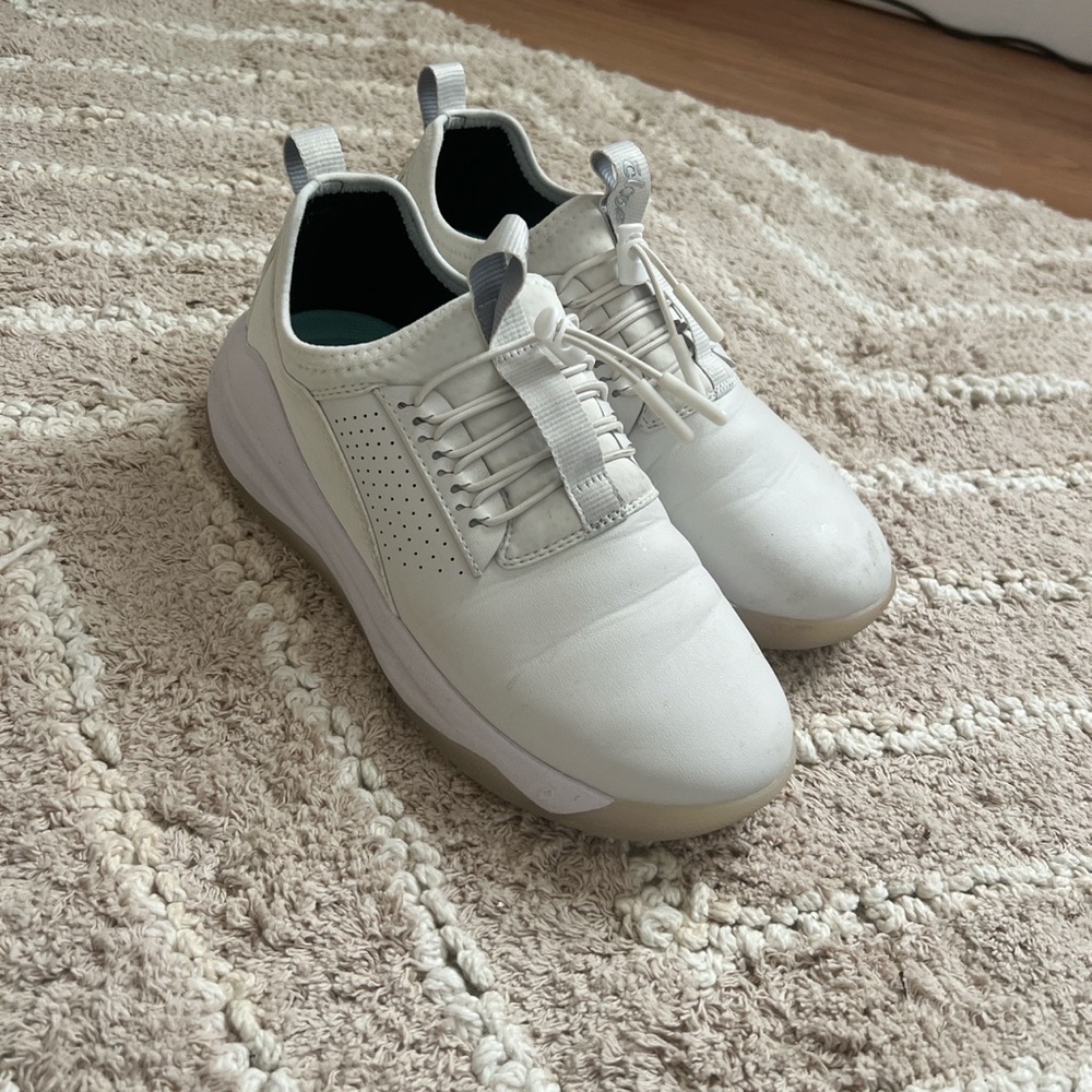 go clove nursing shoes